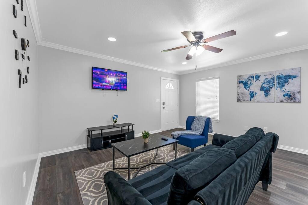 Family Friendly 2Bdrm-Walk To At&T/Cowboys Stadium Arlington Eksteriør bilde
